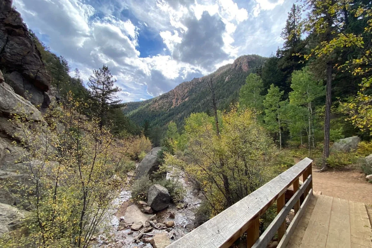 Hiking trail in Colorado Springs with stunning views